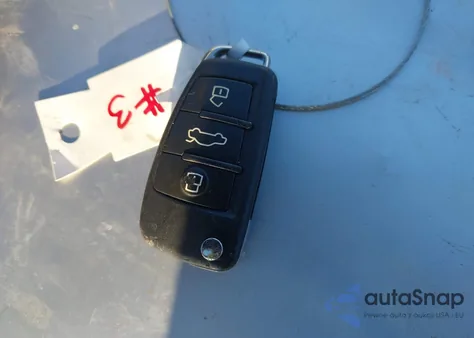 2018 Audi Q3 2.0T Premium/2.0T Sport Premium z USA, uszkodzony, nr VIN WA1ECCFS8JR015960